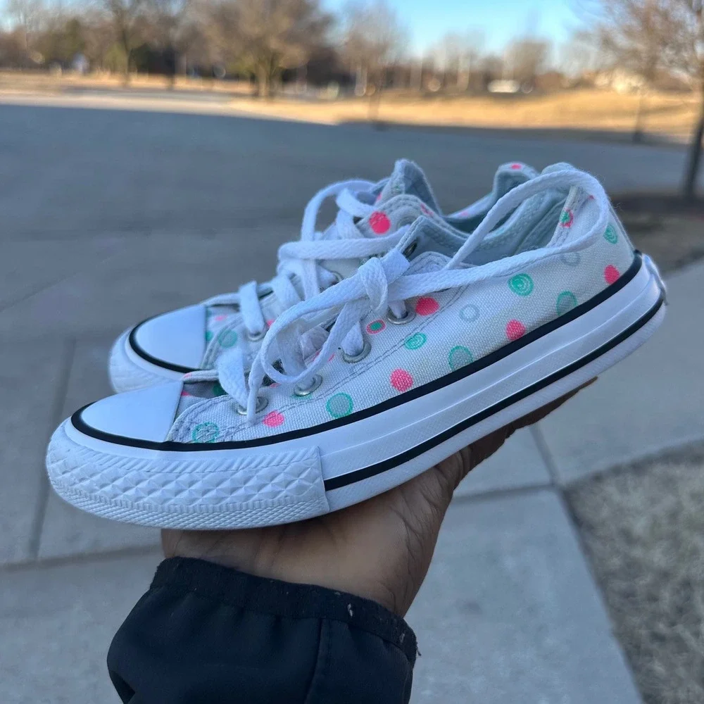 Converse Chuck Taylor All Star Low Top Little Girl Polka Dot Sneakers Size 13‎